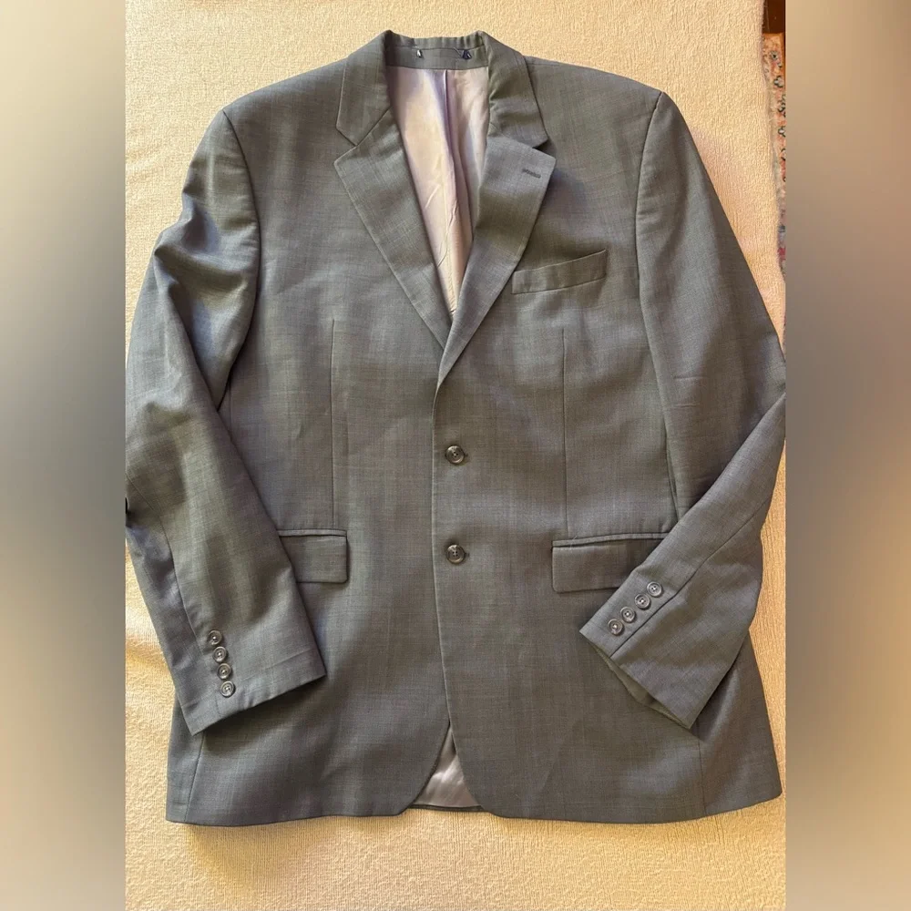 Chaps Men's Suit in Olive